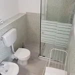 Ξενοδοχείο με διαμερίσματα Duna Con Bagno 3*