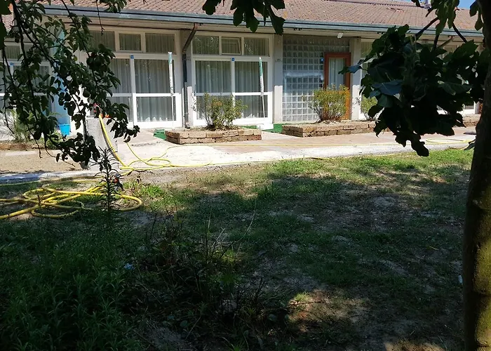 Duna Con Bagno 公寓式酒店